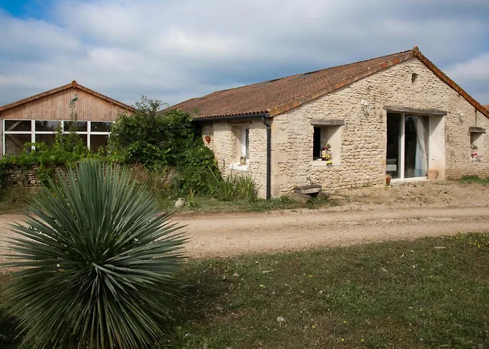 D'hote Dans Un Havre De Paix A La Ferme Bed and breakfast Saint-Maurice-la-Clouere